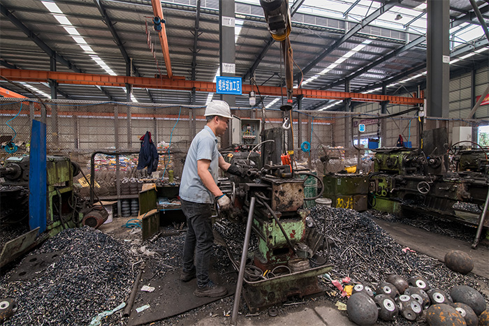 广东网架配件-螺栓球加工车间